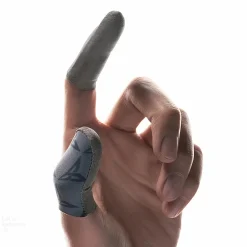 Flydigi-P1-mobile-gaming-finger-sleeve
